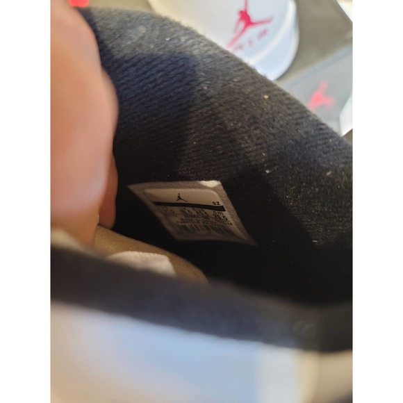 Jordan 6 carmine size 11.5 - Picture 2 of 8